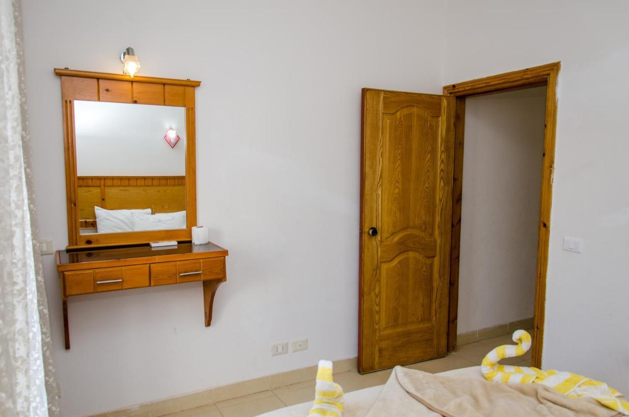 דהב New Yalla Hotel מראה חיצוני תמונה
